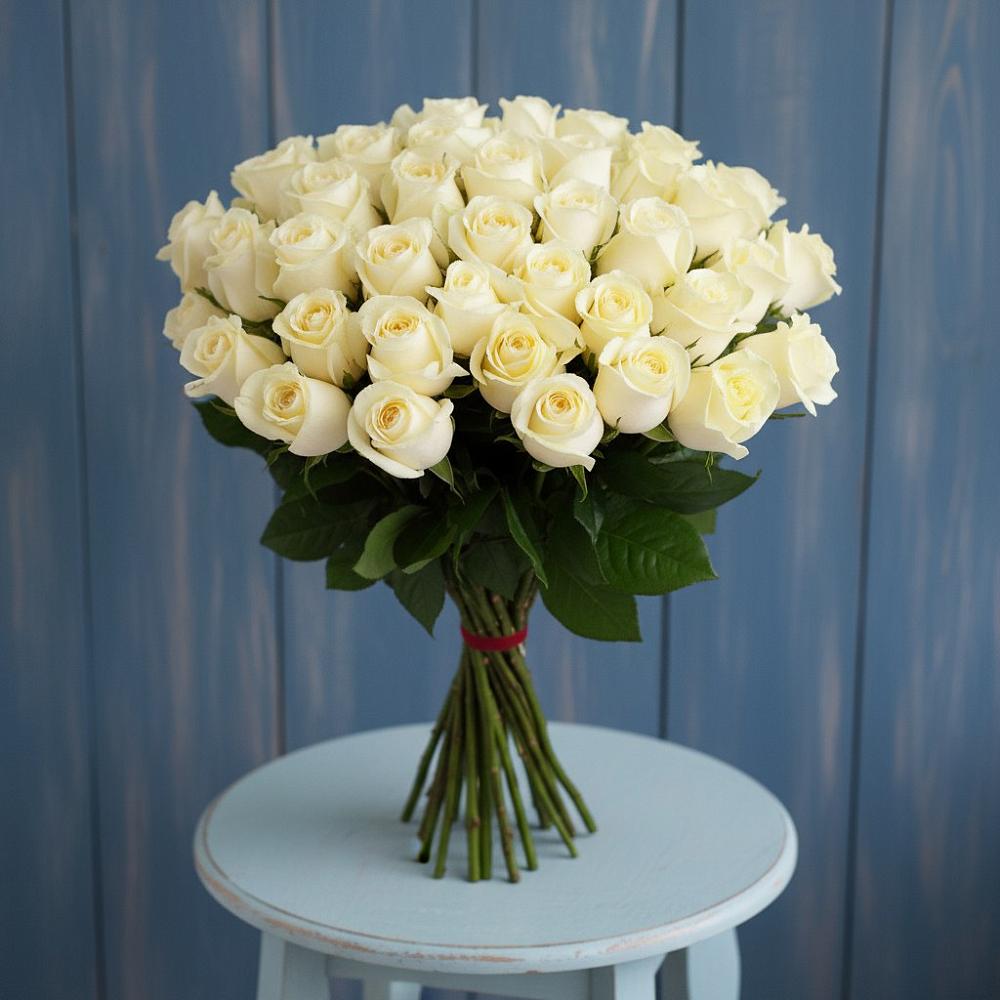 Букет 51 Белая роза Эдлесс Лав в Новоульяновском