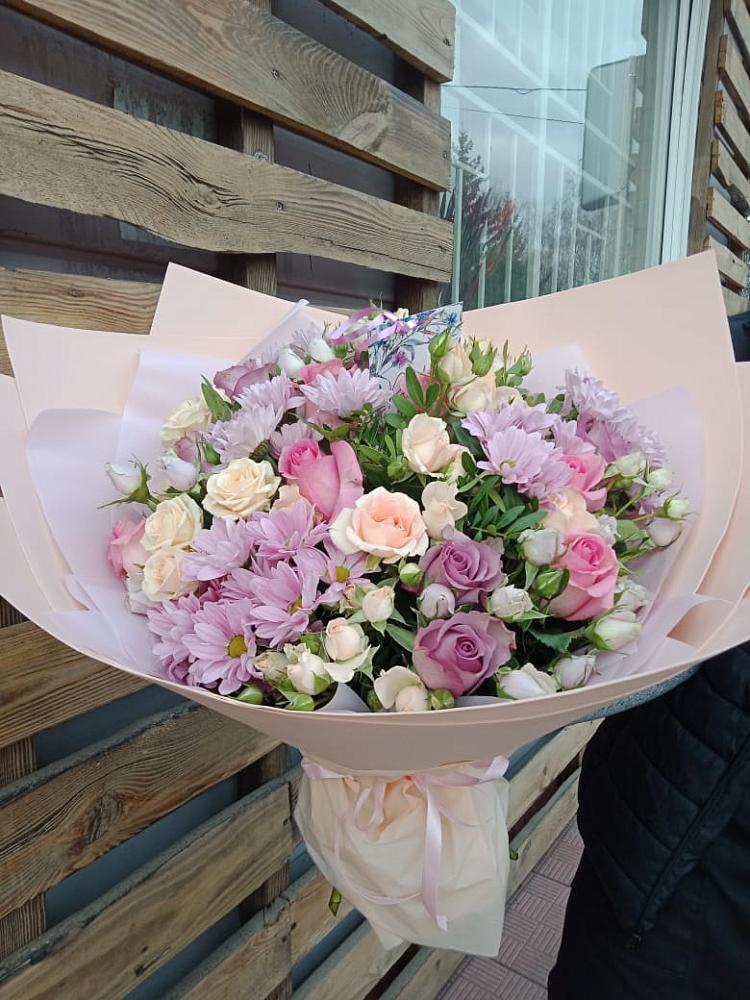 Букет цветов из: Розы и Хризантемы в Новоульяновском