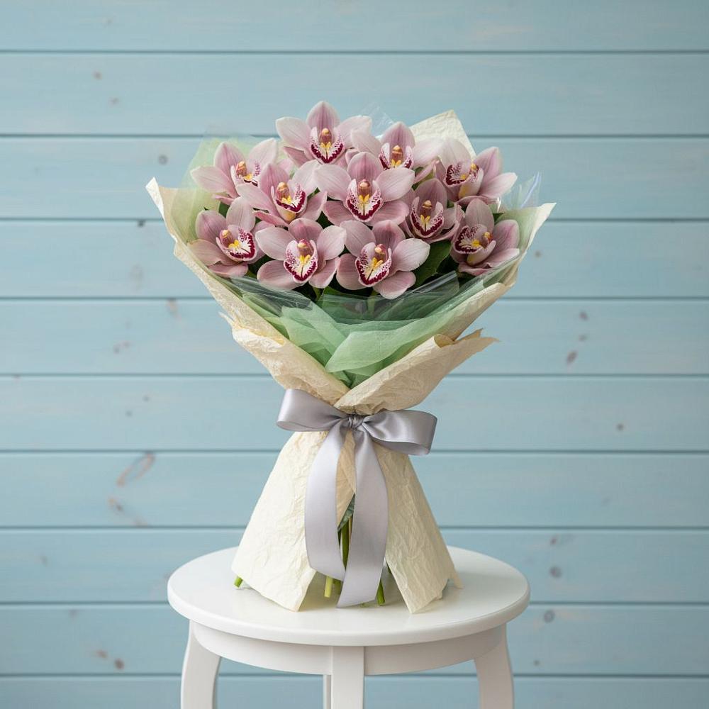 Букет цветов из: Орхидеи и Розы в Новоульяновском