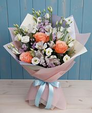 Букет цветов из:  Лизиантусы, Розы, Альстромерии и Гипсофила #REPLACE_PRED# Новоульяновском