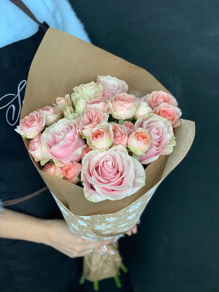 Букет цветов из: Хризантемы и Розы в Новоульяновском