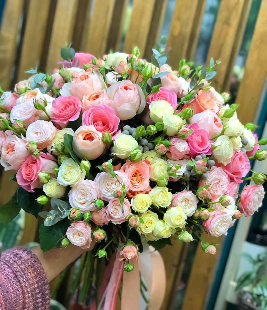 Букет цветов из: Розы в Новоульяновском