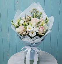 Букет цветов из:  Розы и Лизиантусы #REPLACE_PRED# Новоульяновском
