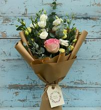 Букет цветов из:  Розы и Лизиантусы #REPLACE_PRED# Новоульяновском