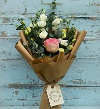 Букет цветов из:  Розы и Лизиантусы в Новоульяновском