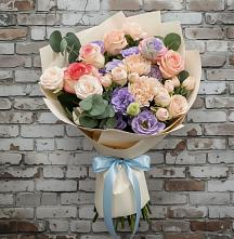 Букет цветов из:  Розы, Лизиантусы и Гвоздики в Новоульяновском