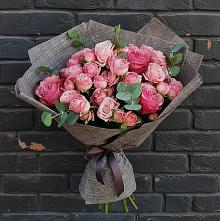 Букет цветов из:  Розы #REPLACE_PRED# Новоульяновском