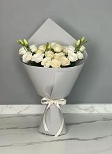 Букет цветов из:  Розы и Лизиантусы в Новоульяновском